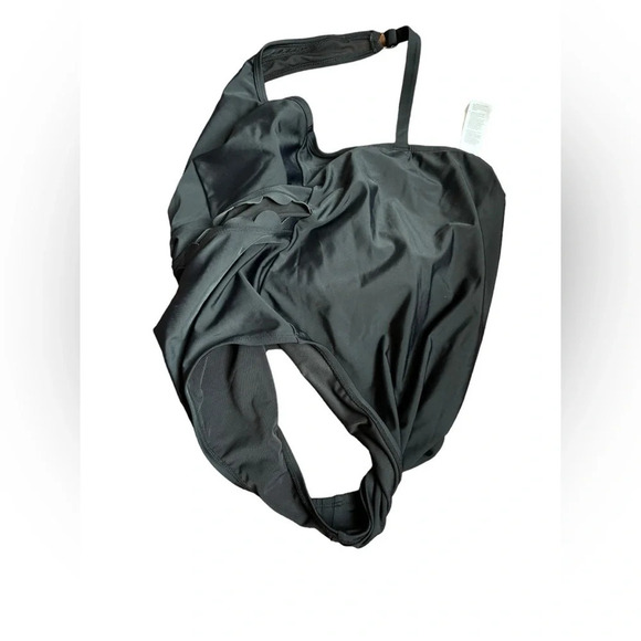 CupShe Solid Black V-Neck One Piece Swimsuit Scalloped Wide Straps Size 1X Pad - Picture 7 of 11